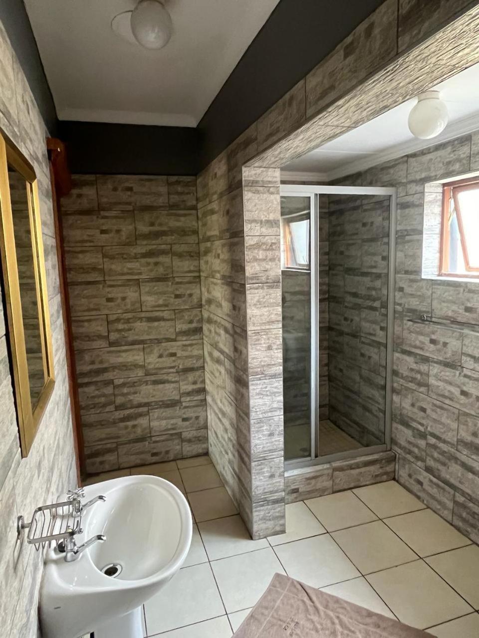 Balfour Lodge Экстерьер фото